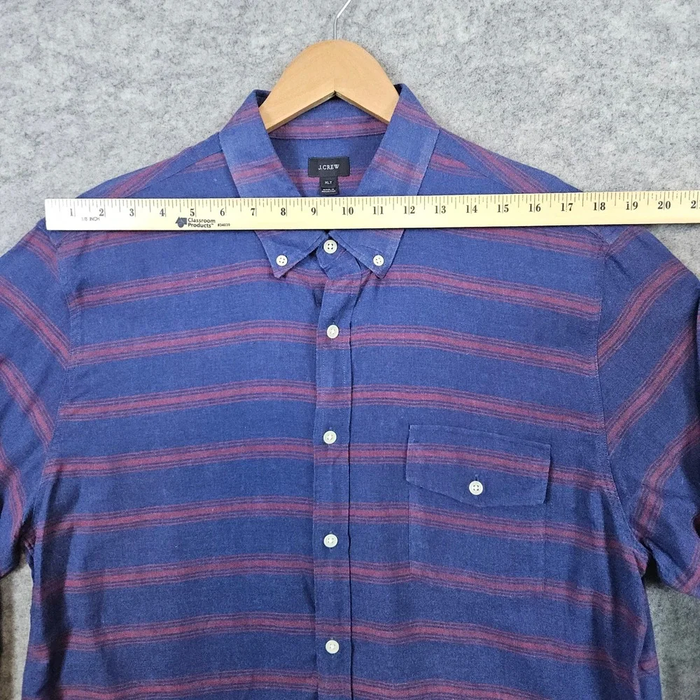 J Crew Men's Dark Blue & Red Striped Shirt Size XLT‎ Button Down Preppy Colorful